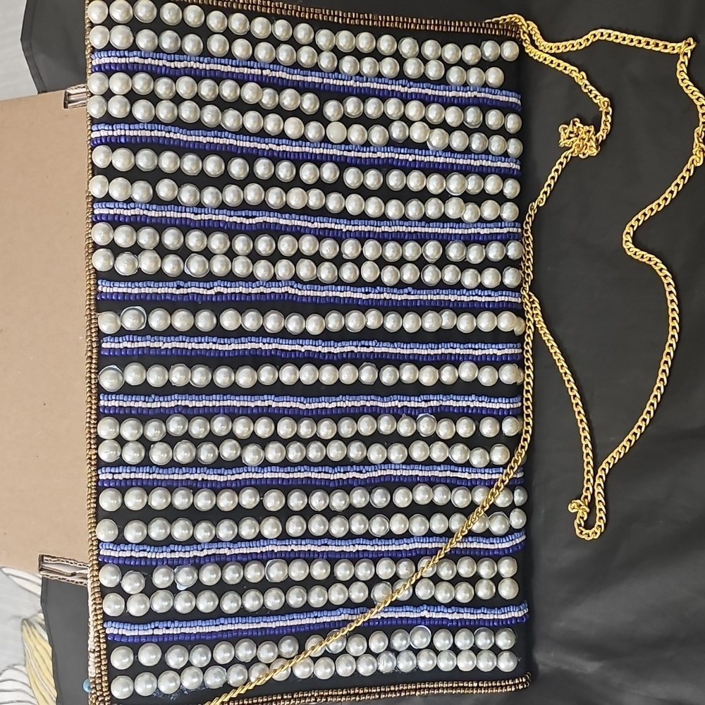 Beaded Blue and Gold Clutch With Matching Earring and Cuff - Picture 5 of 9